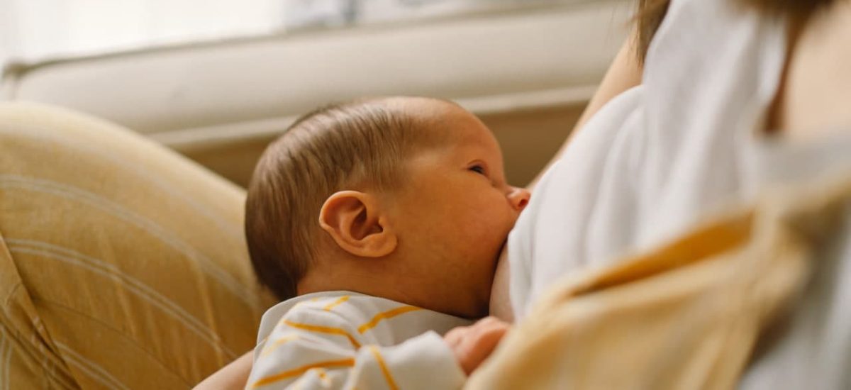 7 Cara Mudah Mengatasi Mastitis pada Ibu Menyusui